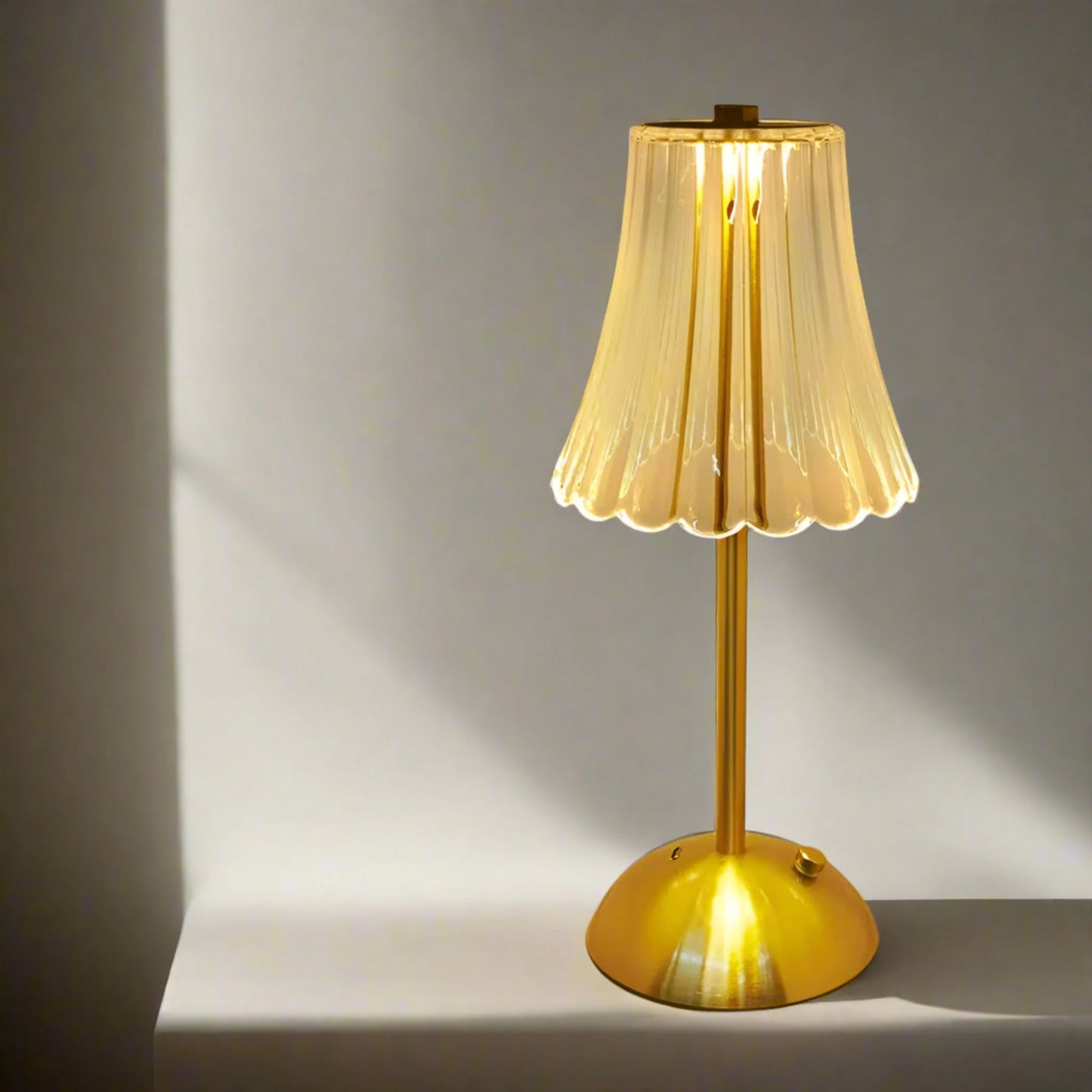 LumiCrystal Rechargeable LED Table Lamp