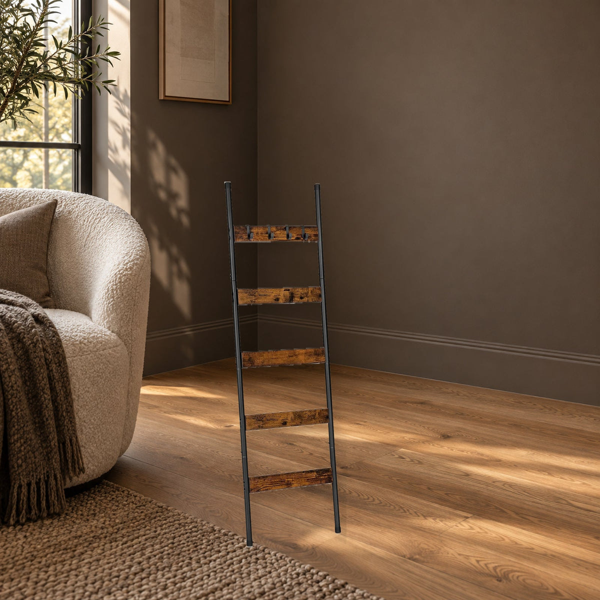 Five-Tier Blanket Ladder With Hooks for Decorative Storage