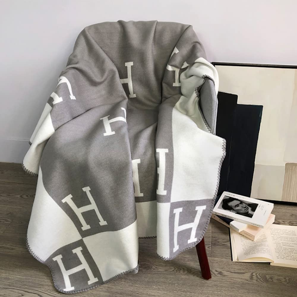 Chic Wool Cashmere Blanket - Isabelle