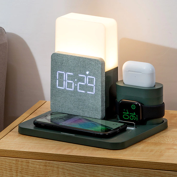 Alarm Clock With Wireless Charging: